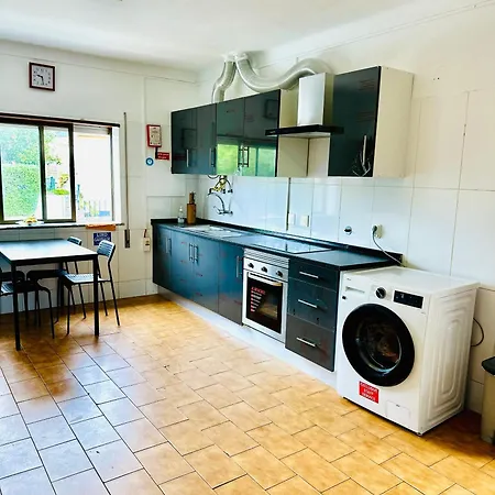 Gasthof Portimao Central Holiday Guesthouse *