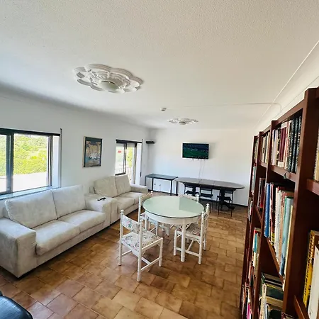 Portimao Central Holiday Guesthouse Pensjonat